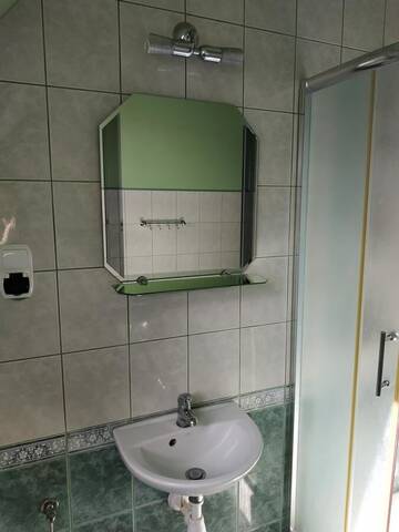 Фото номера Трехместный номер с собственной ванной комнатой вне номера Гостевой дом Pokoje u Bryksego г. Dursztyn 3
